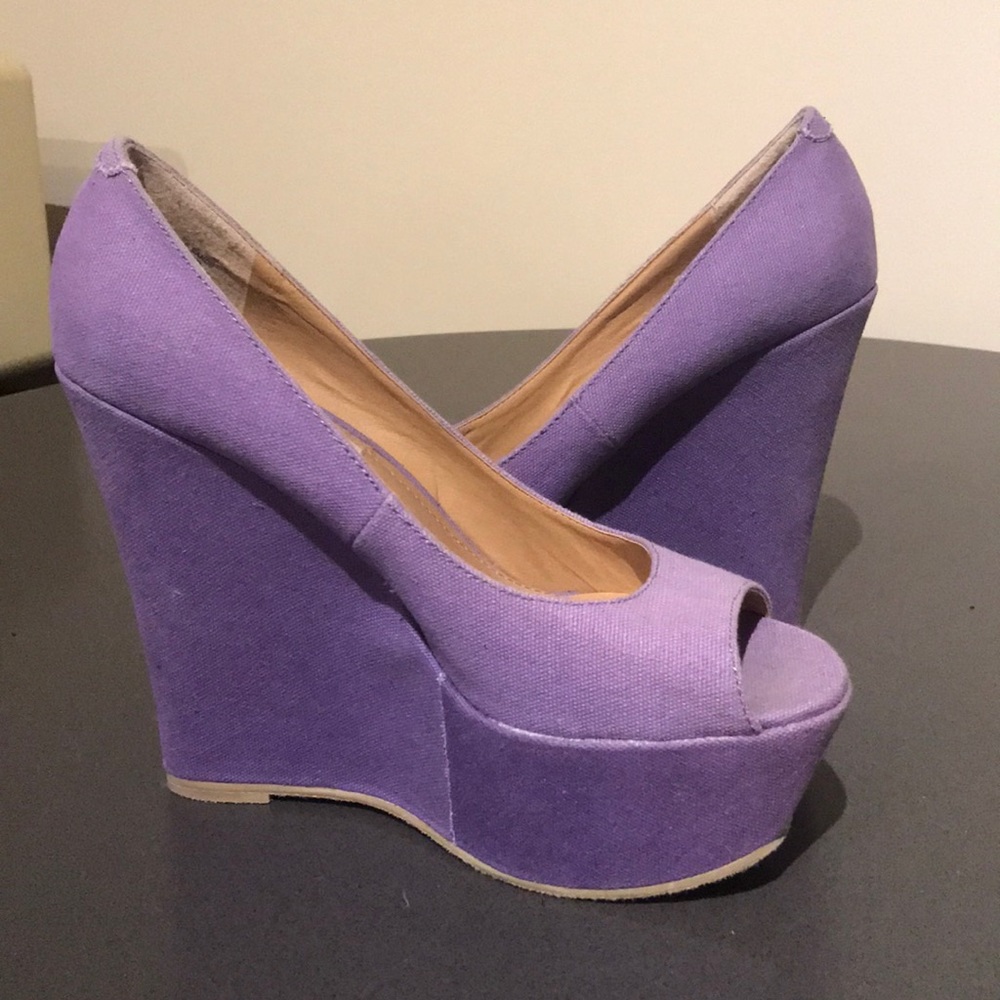 Lilac Canvas Steve Madden Sandii Wedges